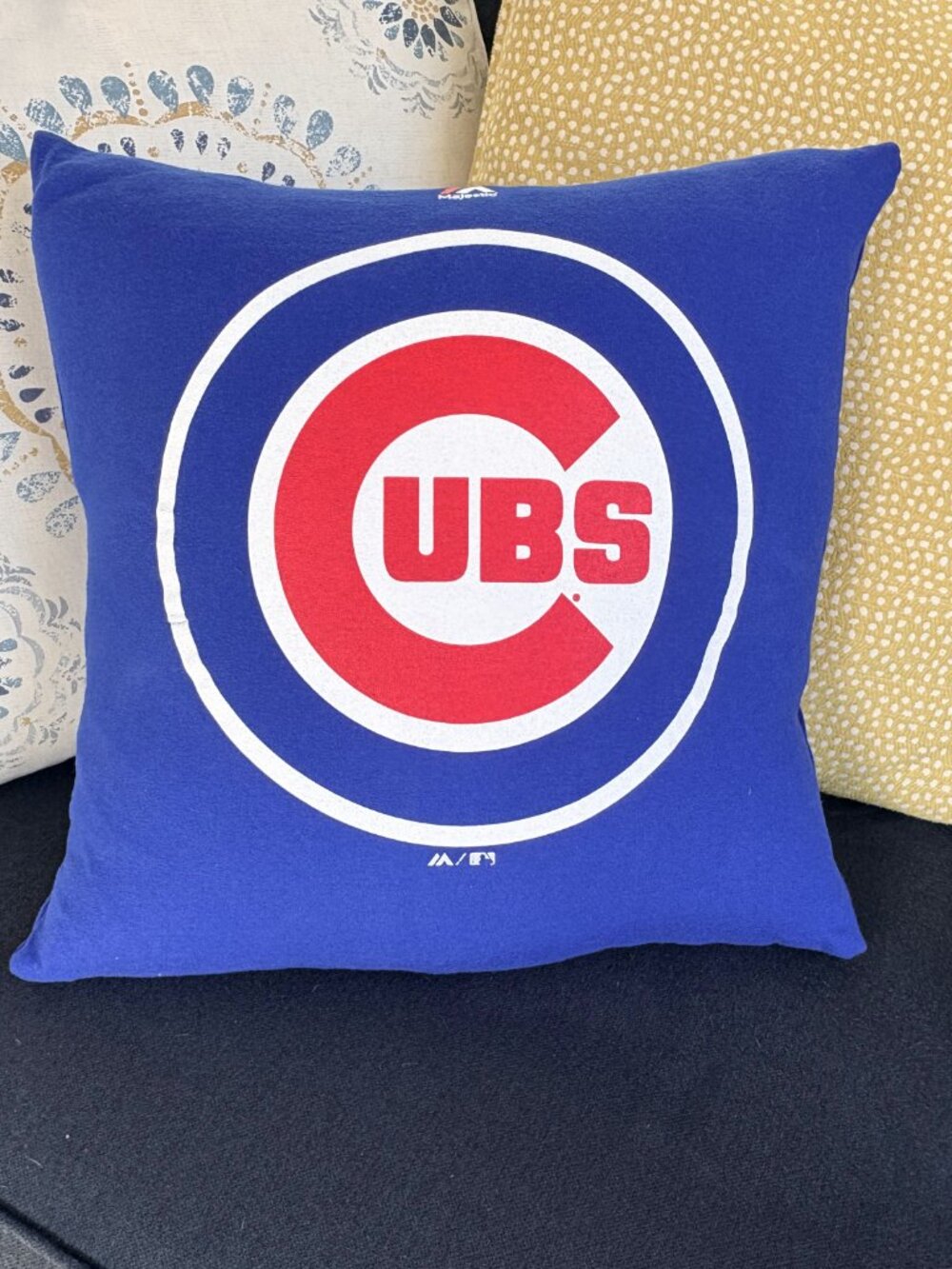 Chicago Cubs MLB baseball handmade retro upcycled t-shirt 16x16 pillow cover